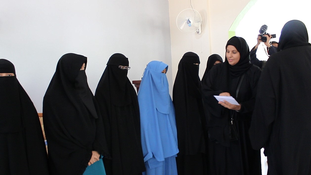 Pembagian Hadiah kepada Pemenang lomba MHQ